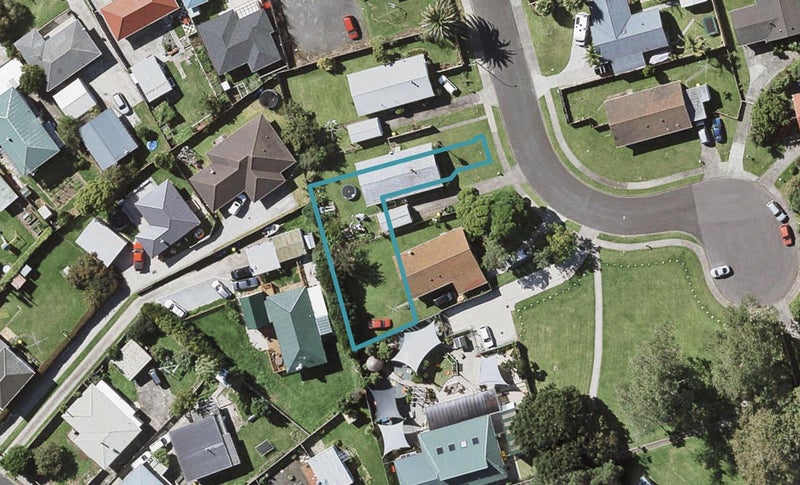 5C Tiaka Place, Pakuranga, Auckland - Carousel 1