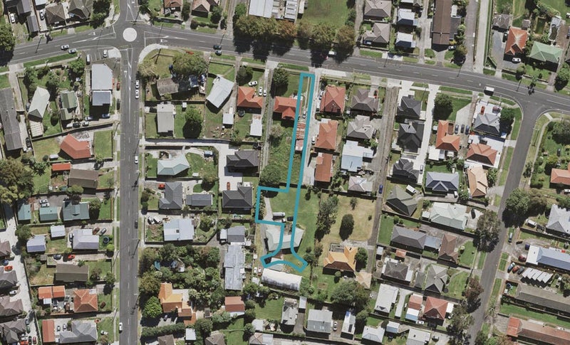 10 Orona Way, Papatoetoe, Auckland - Carousel 1