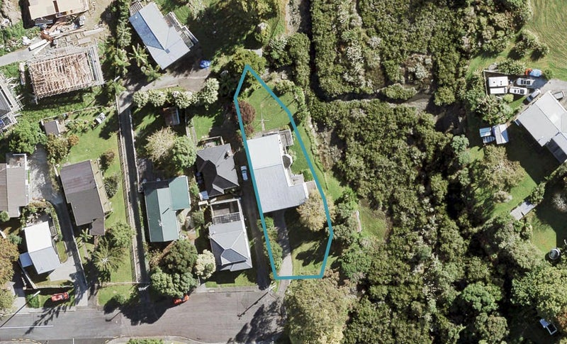 60 Totara Road, Te Atatu Peninsula, Auckland - Carousel 1