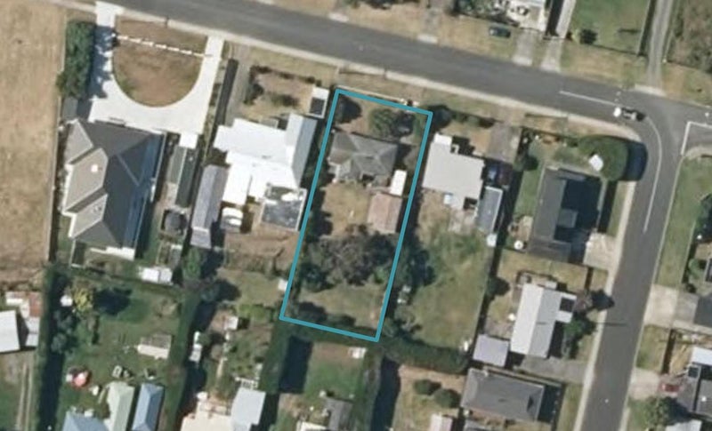 16 Andrews Street, Foxton Beach, Foxton - Carousel 1