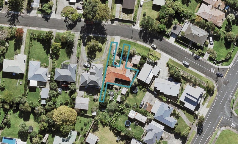 4/39 Renata Crescent, Te Atatu Peninsula, Auckland - Carousel 1