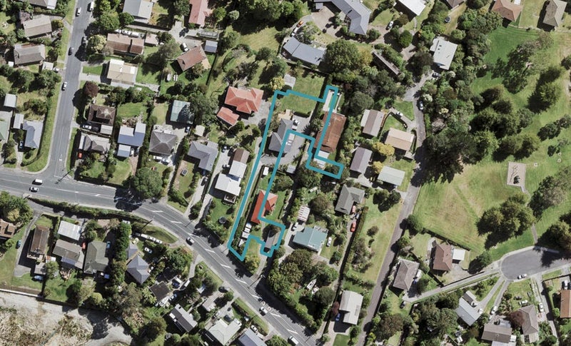 16/241 Don Buck Road, Massey, Auckland - Carousel 1