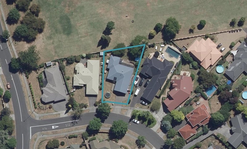 5 Waipuna Place, Rototuna, Hamilton - Carousel 1