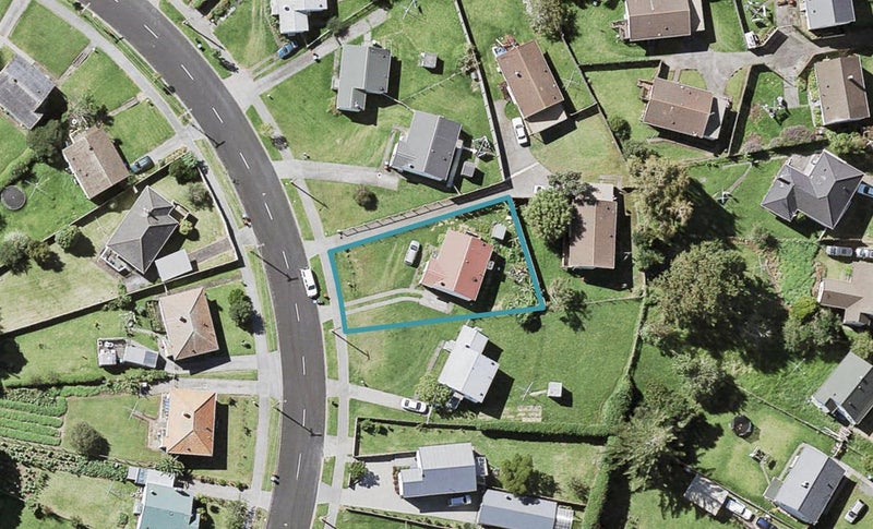 78 Leybourne Circle, Glen Innes, Auckland - Carousel 1