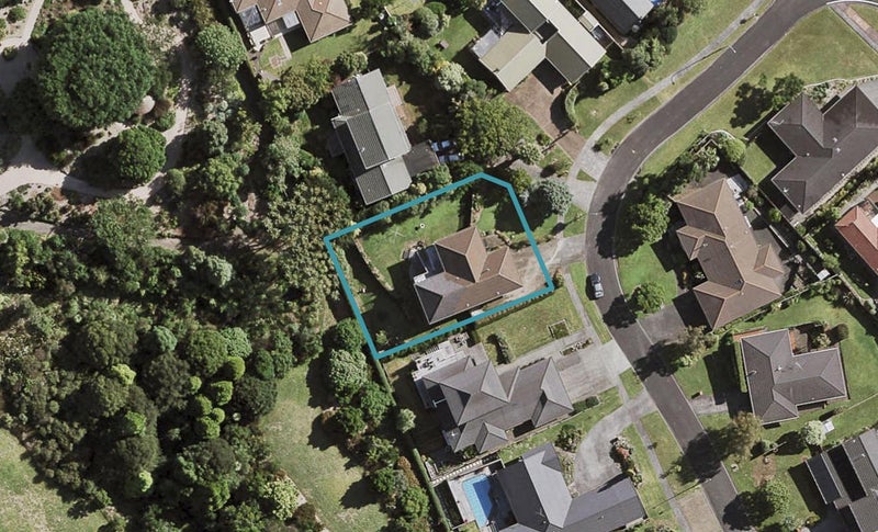 7 Larkspur Court, The Gardens, Auckland - Carousel 1