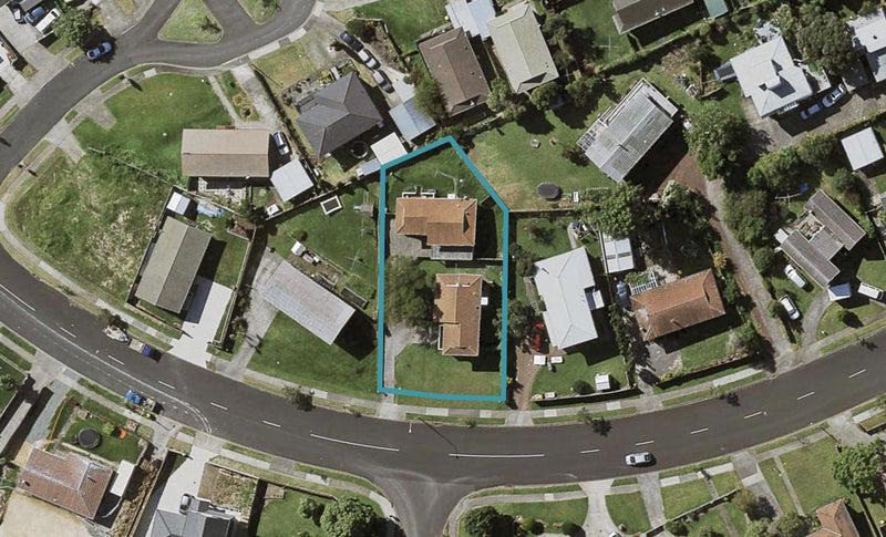 1/18 Charntay Avenue, Clover Park, Auckland - Carousel 1
