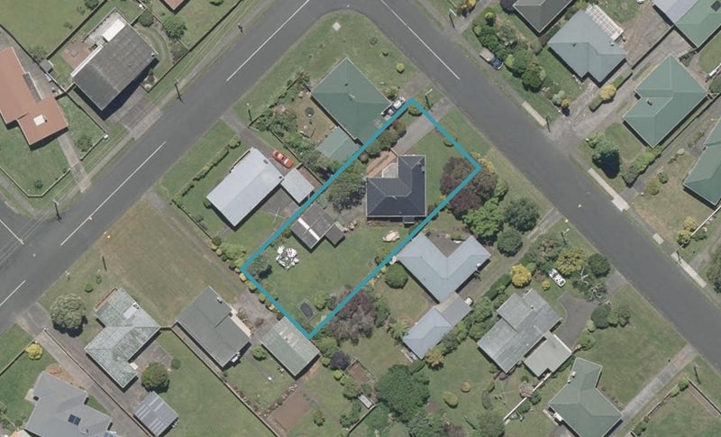 49 Surrey Road, Springvale, Whanganui - Carousel 1
