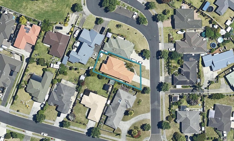 5 Thebes Grove, Papamoa Beach, Papamoa - Carousel 1