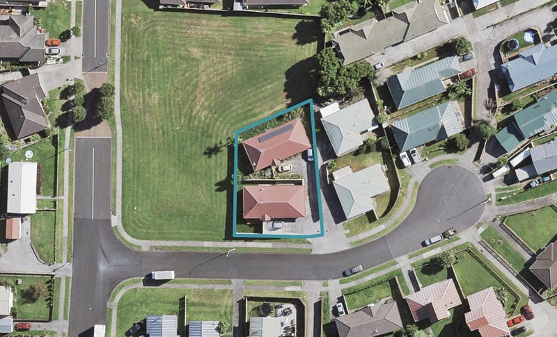 1/4 Nerissa Place, Randwick Park, Auckland - Carousel 1