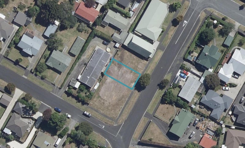10A Miro Street, Maeroa, Hamilton - Carousel 1