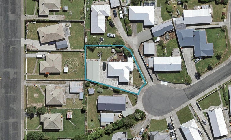 11 Kelso Place, Strathern, Invercargill - Carousel 1