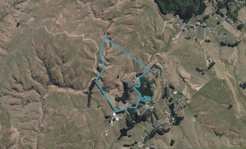 182A Takarau Gorge Road, Ohariu, Wellington - Carousel 1