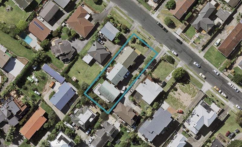 2/26 Quebec Road, Milford, Auckland - Carousel 1