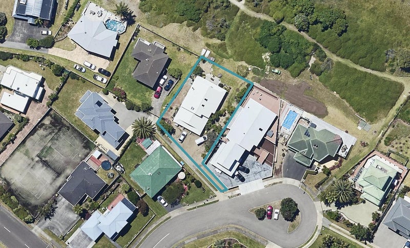 5 Commodores Close, Coastlands, Whakatane - Carousel 1