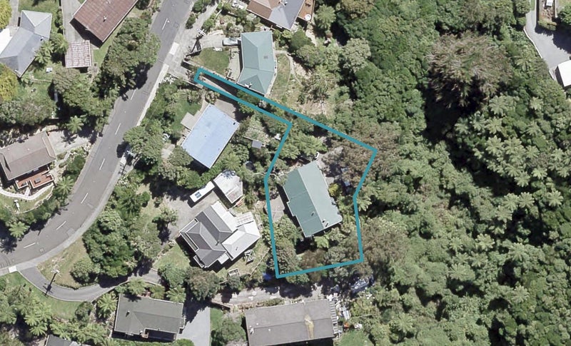 180 Miromiro Road, Normandale, Lower Hutt - Carousel 1
