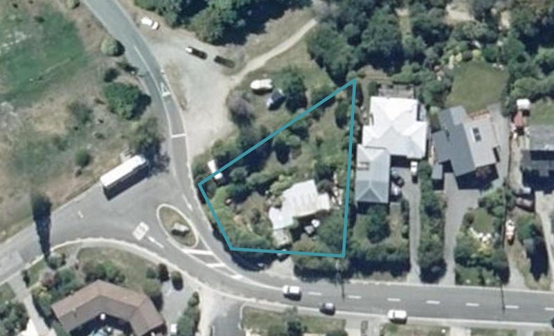735 Peninsula Road, Kelvin Heights, Queenstown - Carousel 1