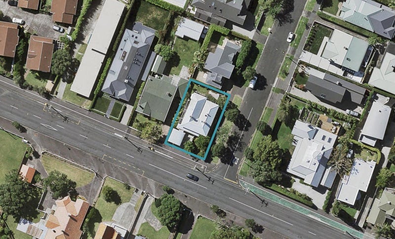 128 Calliope Road, Stanley Point, Auckland - Carousel 1