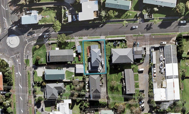84A Mulgan Street, New Windsor, Auckland - Carousel 1