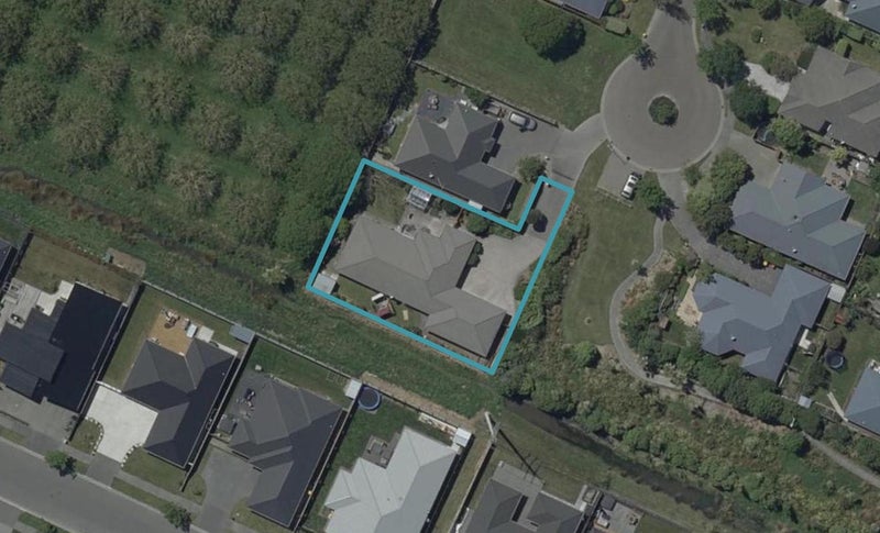 17 Elmslie Grove, Halswell, Christchurch - Carousel 1