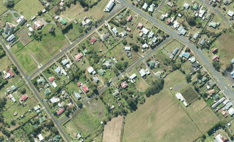 9 Graham Street, Te Kopuru - Carousel 1