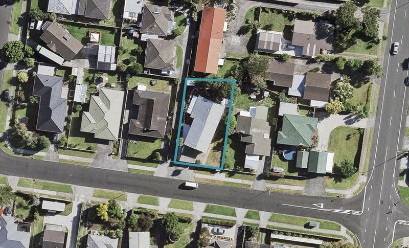 5 McLeod Road, Weymouth, Auckland - Carousel 1