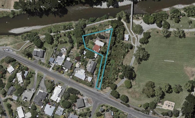 31 Makora Road, Otaihanga, Paraparaumu - Carousel 1
