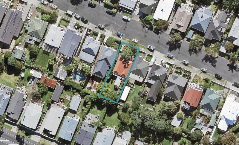 14 Sherwood Avenue, Grey Lynn, Auckland - Carousel 1