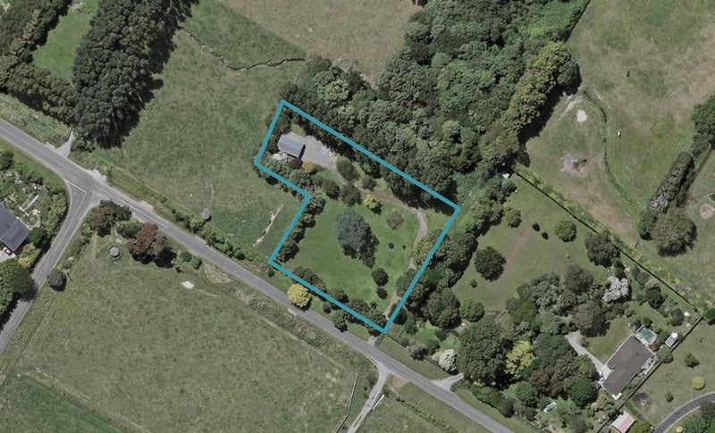 149 Gear Road, Te Horo, Ōtaki - Carousel 1