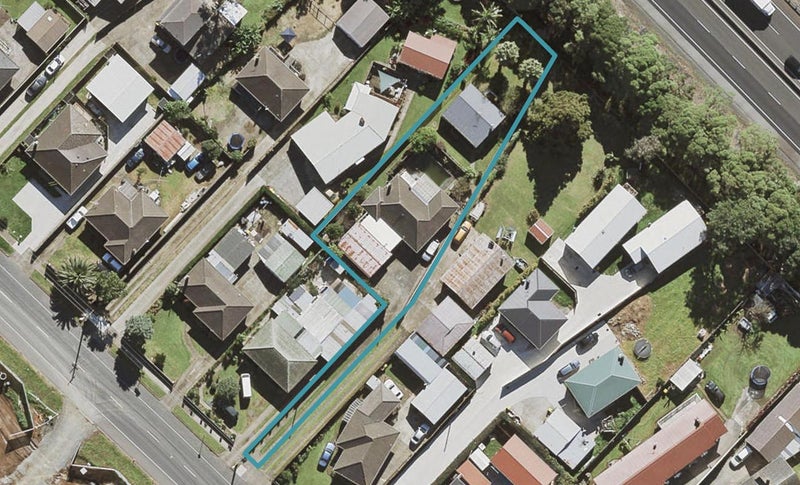121 Tidal Road, Mangere, Auckland - Carousel 1
