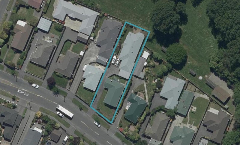 2/32 Woodbury Street, Avonhead, Christchurch - Carousel 1
