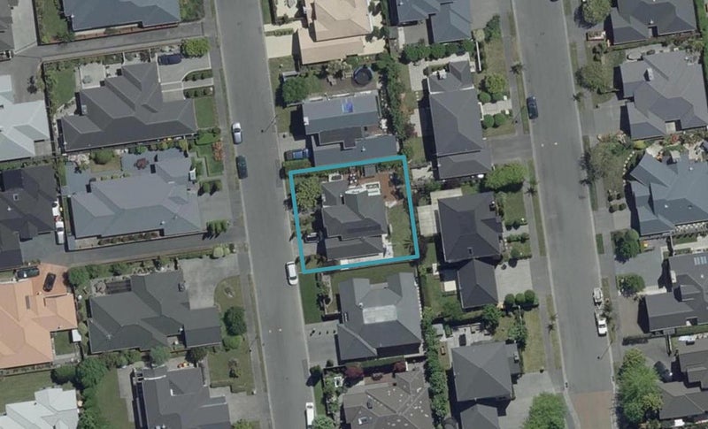 22 Brookfield Drive, Northwood, Christchurch - Carousel 1