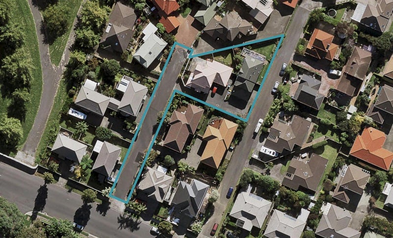 9 The Oaks, Ellerslie, Auckland - Carousel 1