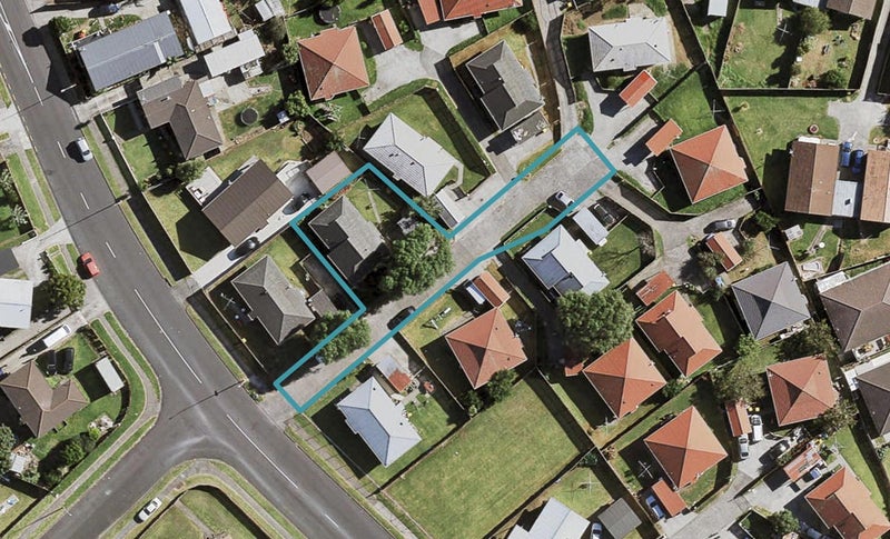 123 Maplesden Drive, Clendon Park, Auckland - Carousel 1
