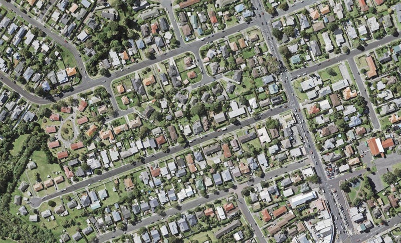 5 Corrella Road, Belmont, Auckland - Carousel 1