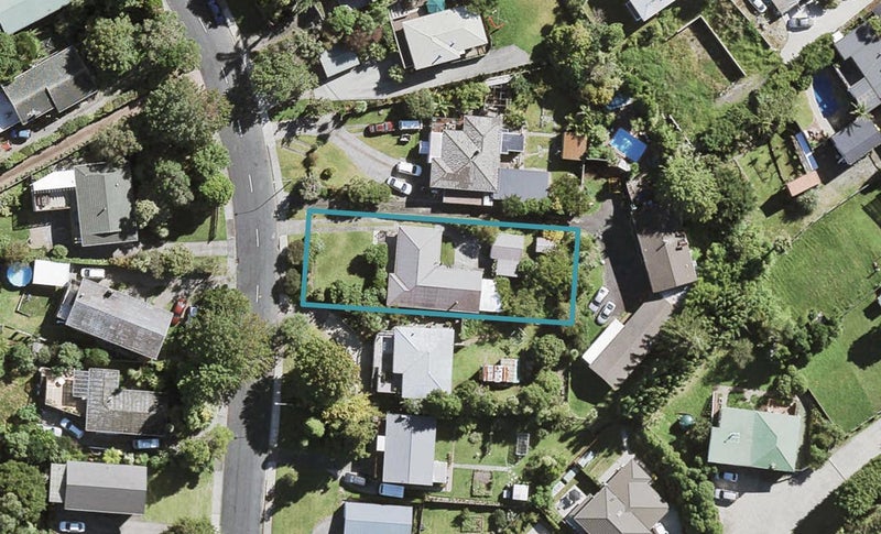 22 Autumn Avenue, Glen Eden, Auckland - Carousel 1