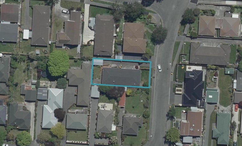 1/3 Salford Avenue, Redwood, Christchurch - Carousel 1