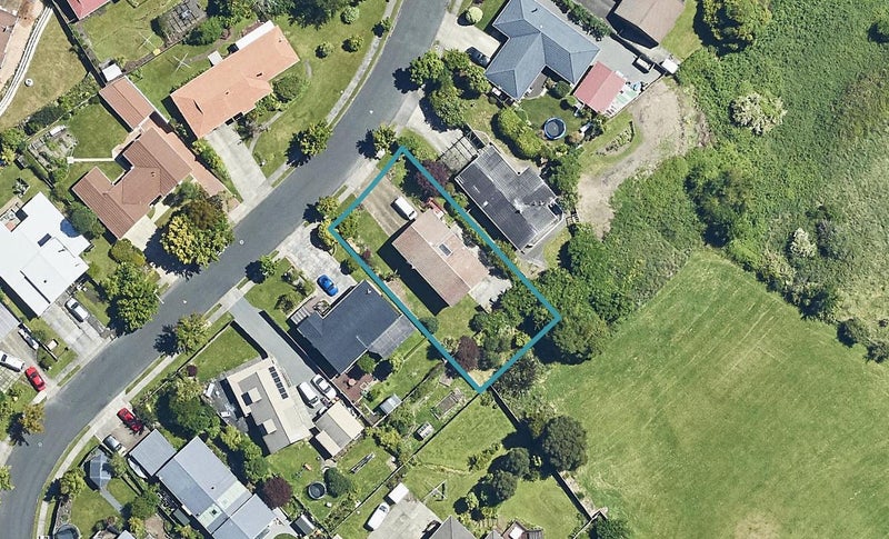 21 Icarus Place, Sunnybrook, Rotorua - Carousel 1