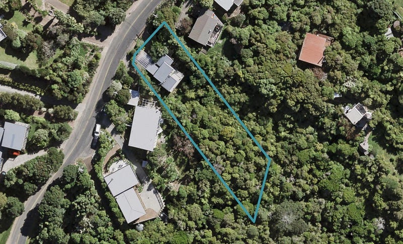 18 Church Bay Road, Oneroa, Waiheke Island - Carousel 1