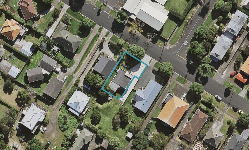 14 Rawhiti Road, One Tree Hill, Auckland - Carousel 1