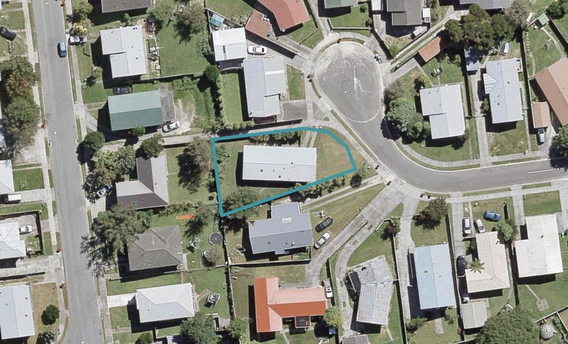 19 Blueberry Grove, Timberlea, Upper Hutt - Carousel 1