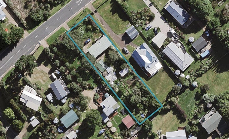 35 Onetangi Road, Onetangi, Waiheke Island - Carousel 1