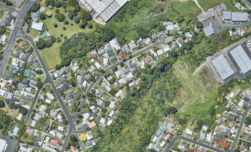 30B Wellesley Grove, Gate Pa, Tauranga - Carousel 1