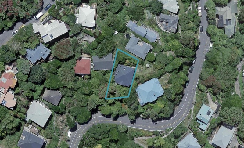 37 Garden Road, Northland, Wellington - Carousel 1