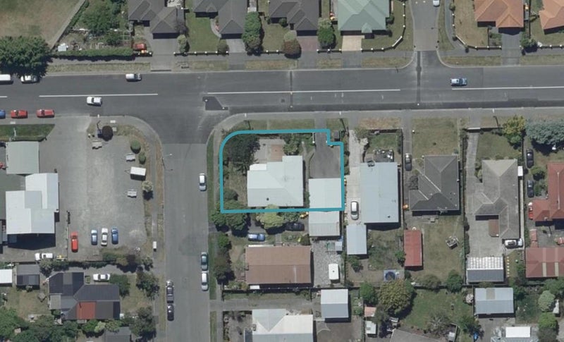 87 Beach Road, North New Brighton, Christchurch - Carousel 1