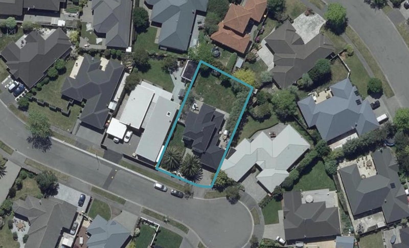 9 St Keverne Close, Burwood, Christchurch - Carousel 1
