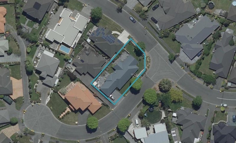 2 Cayman Close, Shirley, Christchurch - Carousel 1