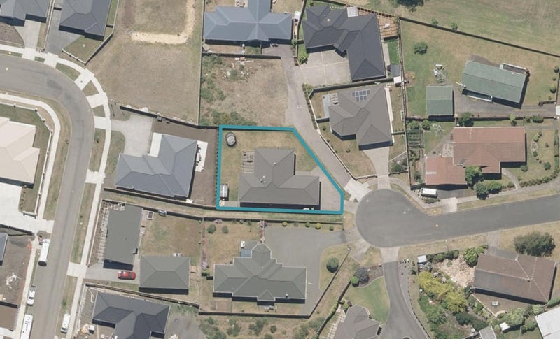 10 Attrill Place, Tawhero, Whanganui - Carousel 1