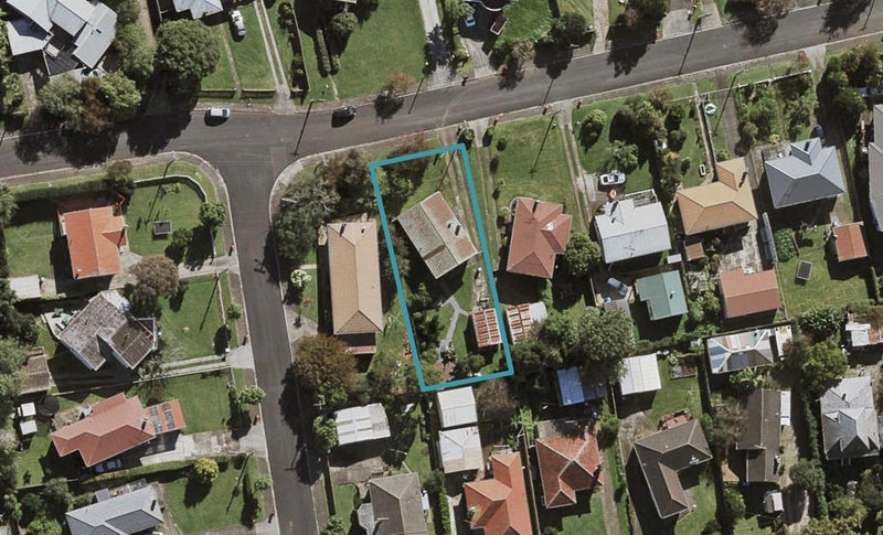 15 Parry Road, Mount Wellington, Auckland - Carousel 1
