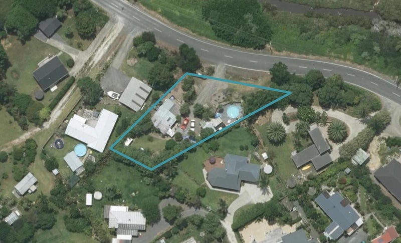 5 Tara Road, Kaiwaka - Carousel 1