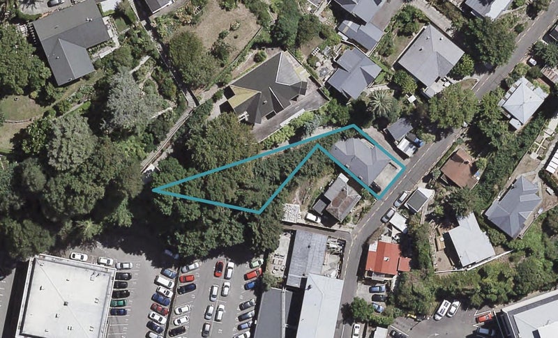 4 Brewster Street, Bluff Hill, Napier - Carousel 1